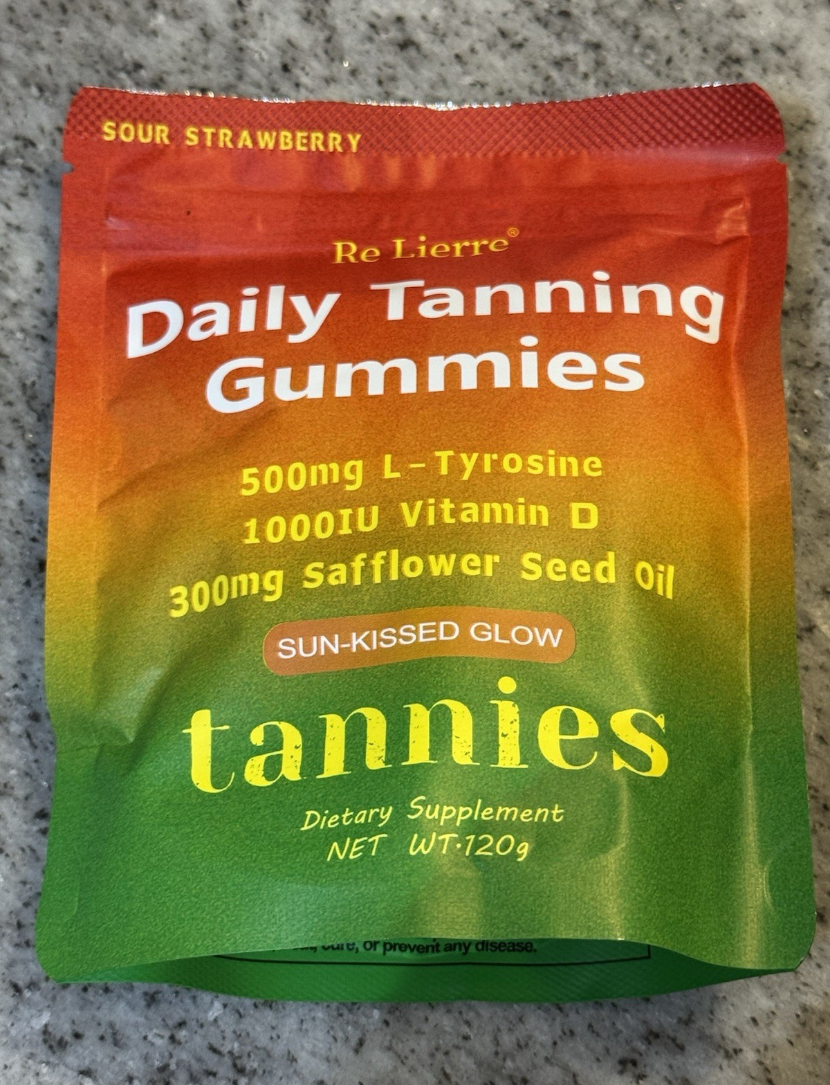 Re Lierre Daily Tanning Gummies, Sour Strawberry, 40 Count, 120 g