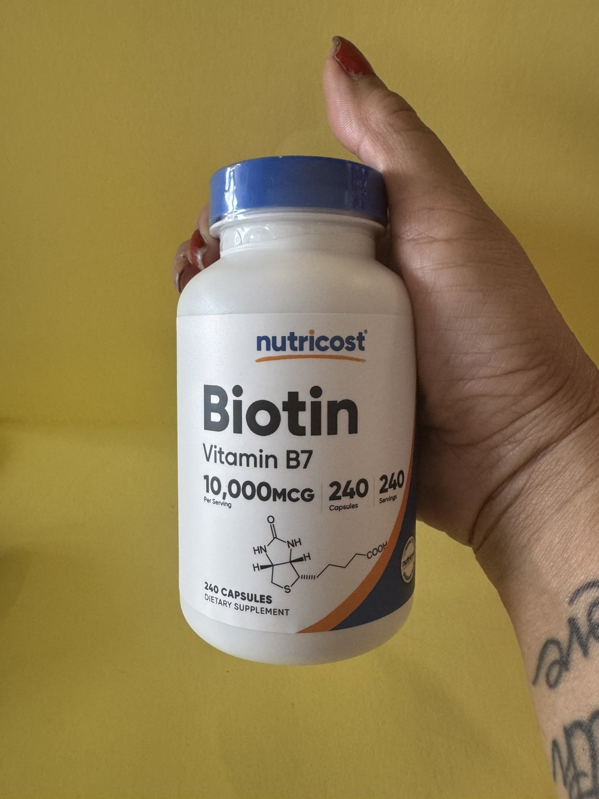Nutricost Biotin (Vitamin B7) 10000mcg Capsules – 240 Count exp 11/28