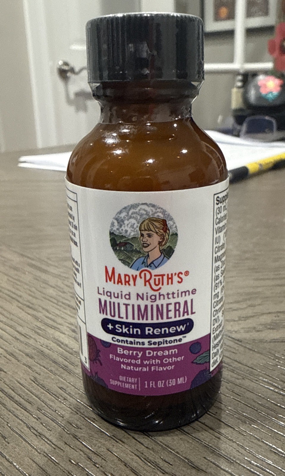 Mary Ruth’s Liquid Nighttime Multimineral + skin renewal *1 fl oz – Berry Dream
