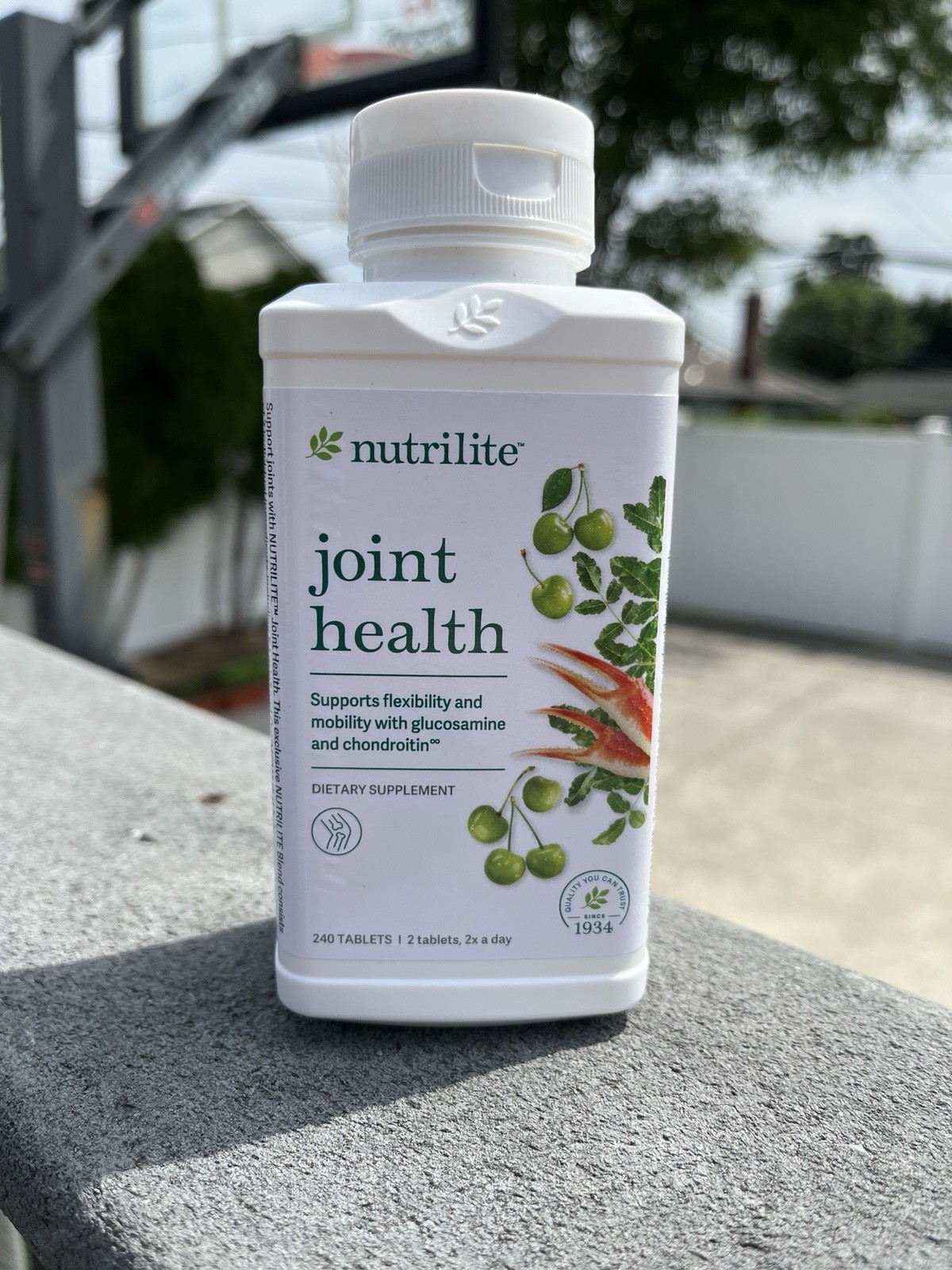 Nutrilite Amway Glucosamine Joint Health 240 Tabs Exp 2027 – FREE SHIPPING