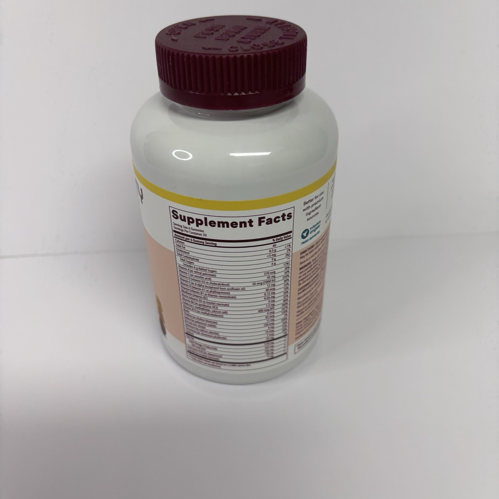 SmartyPants Women’s Multi & Omegas Gummies 120 Count Sealed EXP 11/06/2026